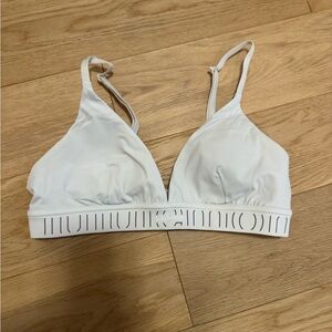 Like new lulu bra